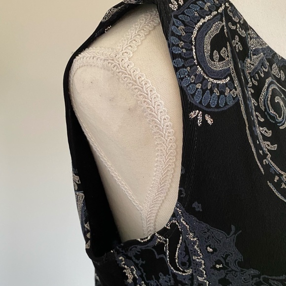 Chico's Travellers Black/Blue Silver Glitter Festive Holiday Tank Top- Sz- M - Picture 7 of 14